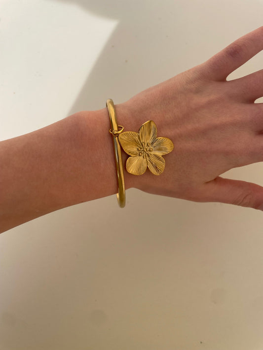 𝐉𝐨𝐧𝐜 𝐉𝐮𝐥𝐢𝐚 - MY.JEWELS.FOR.YOU