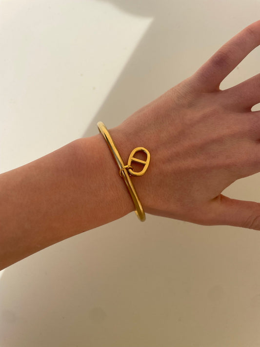 𝐉𝐨𝐧𝐜 𝐄𝐦𝐦𝐚 - MY.JEWELS.FOR.YOU